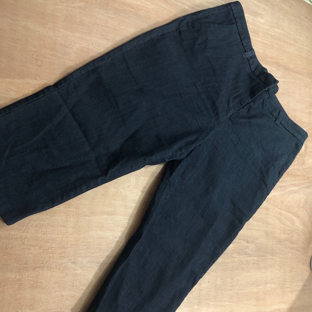 Navy Capris